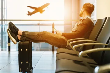Kako putovanje avionom učiniti udobnijim? TikToker otkrio jednostavan trik za visoke osobe
