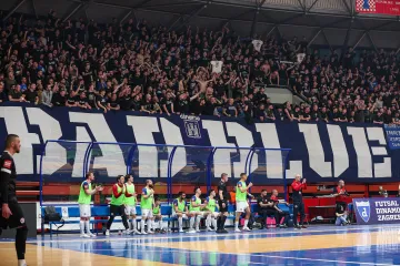 Torcida je osvajač kupa: Dinamo stigao vrlo blizu preokreta, Boysi gađali gostujuće igrače
