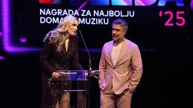 Krema estrade okupila se na dodjeli nagrada u Beogradu: Slavile dvije legendarne Hrvatice
